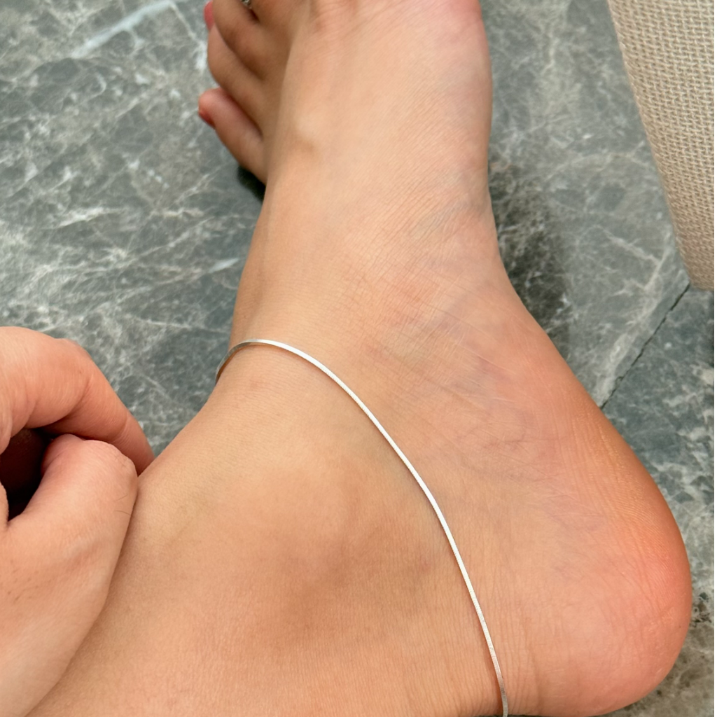 Sravanti Anklet