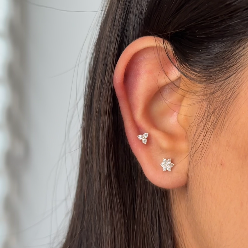 Snowflake Flatback Stud Pair