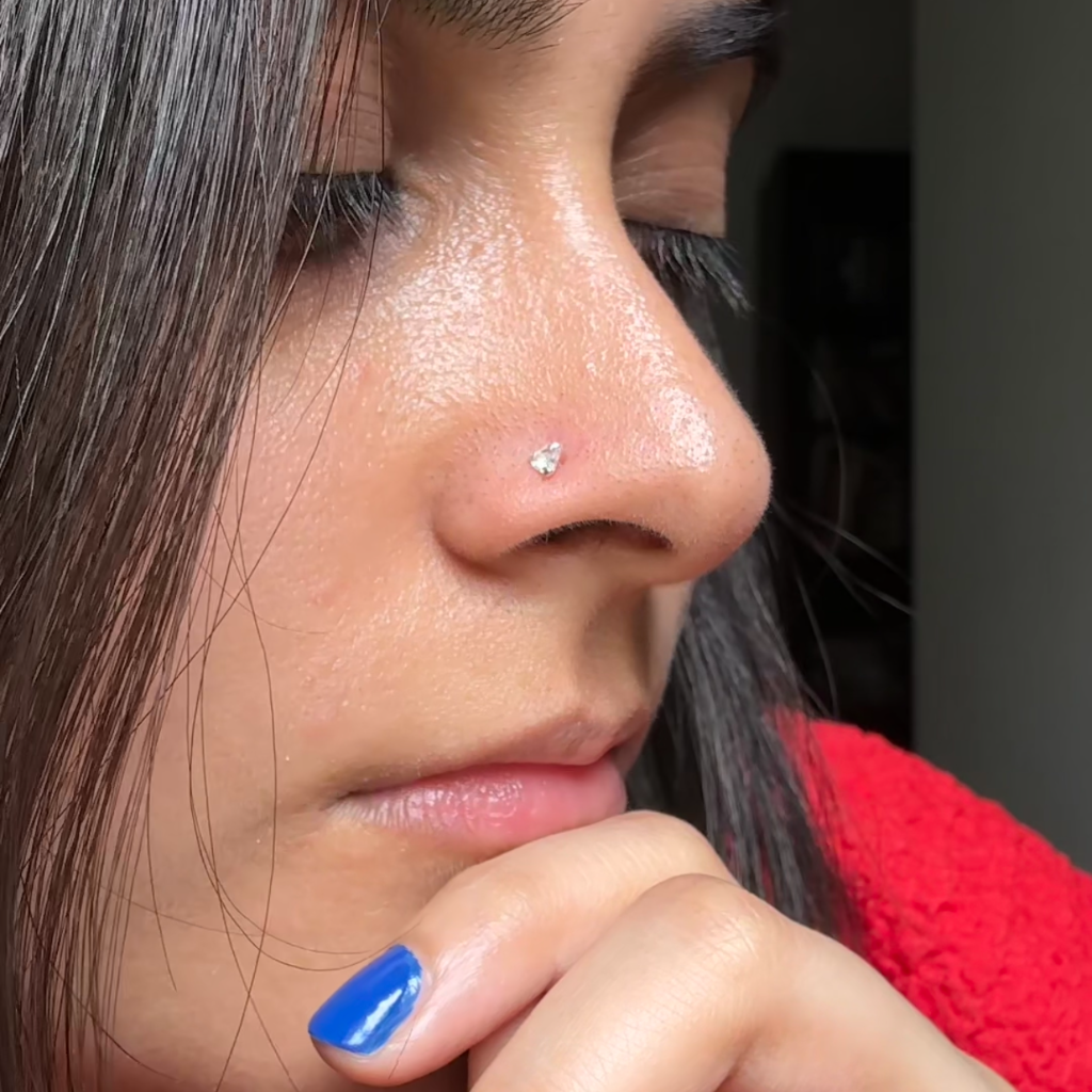 Sparkly Heart Nose Pin