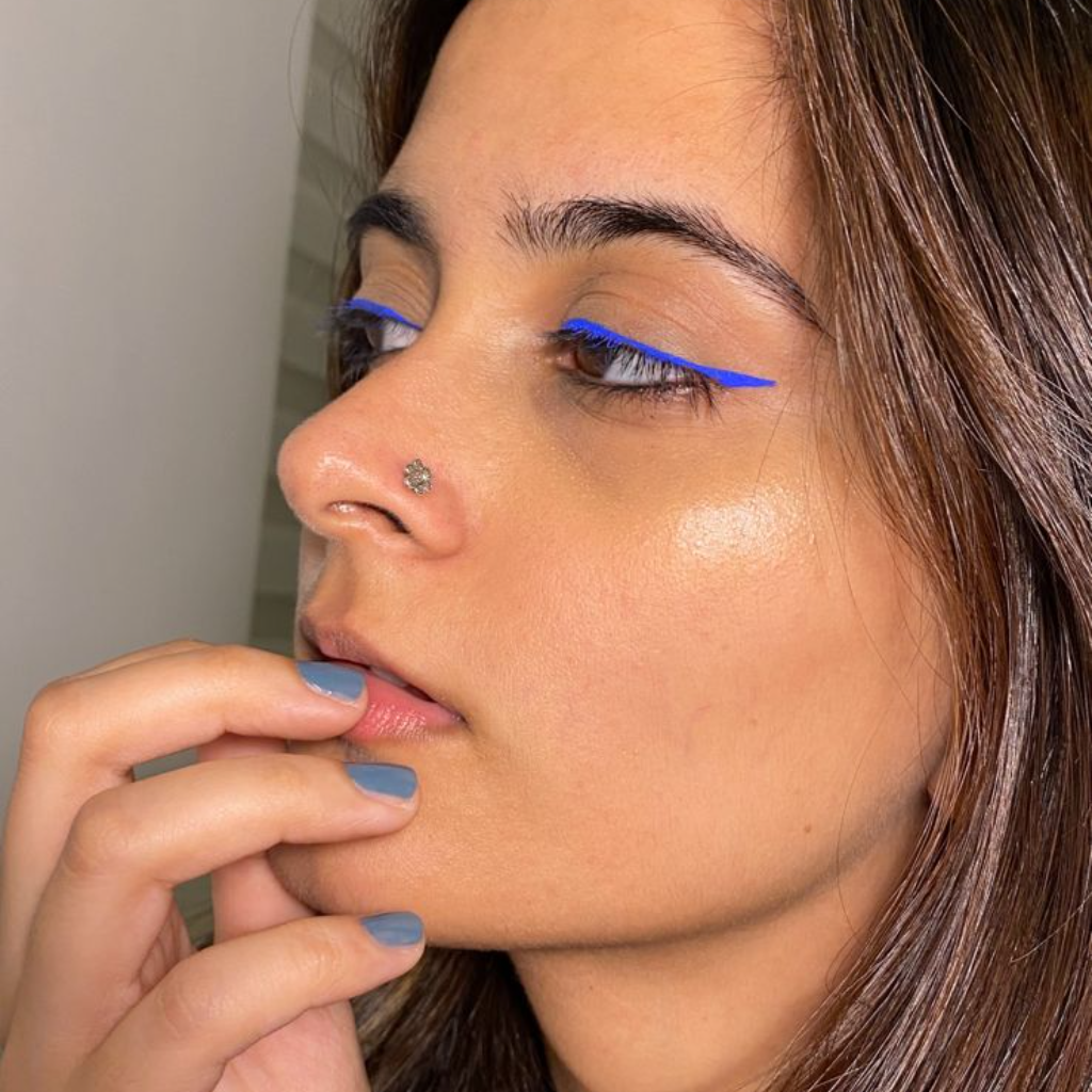 Gulabo Nose Pin – Oxidised